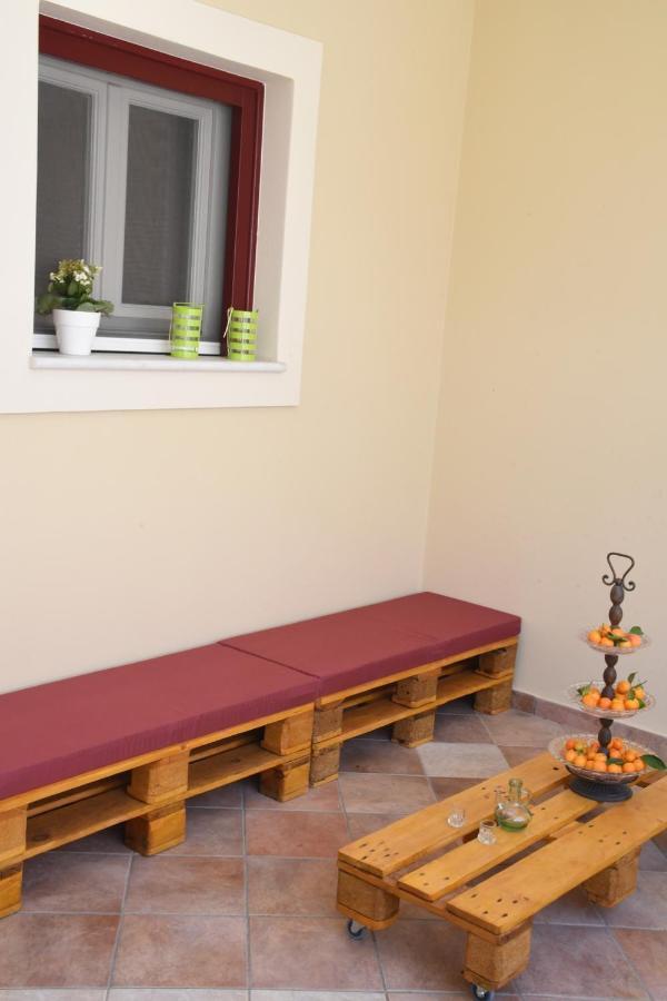 Little Yard Studios & Apartments #2 Naxos City Екстериор снимка
