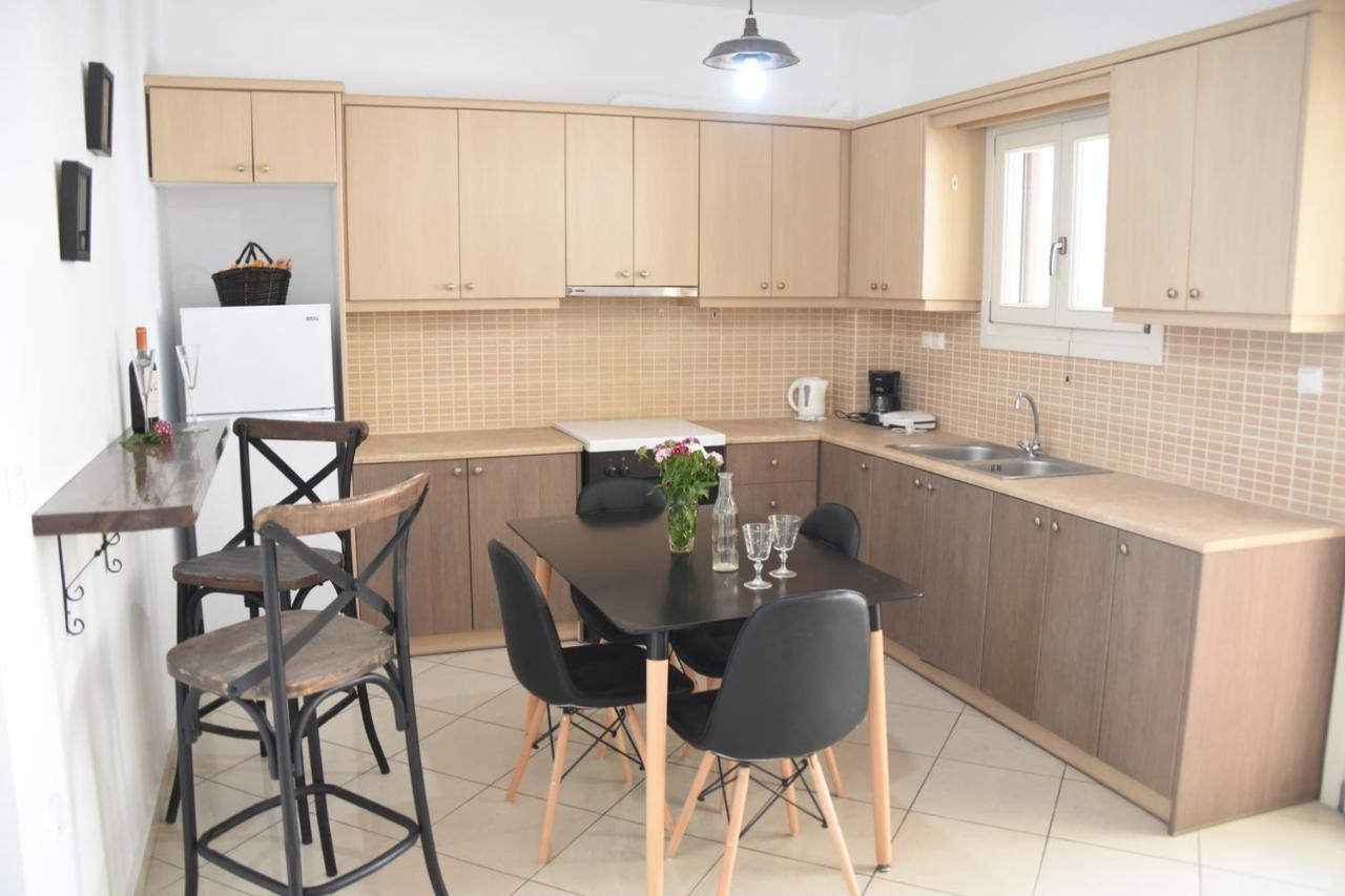 Little Yard Studios & Apartments #2 Naxos City Екстериор снимка