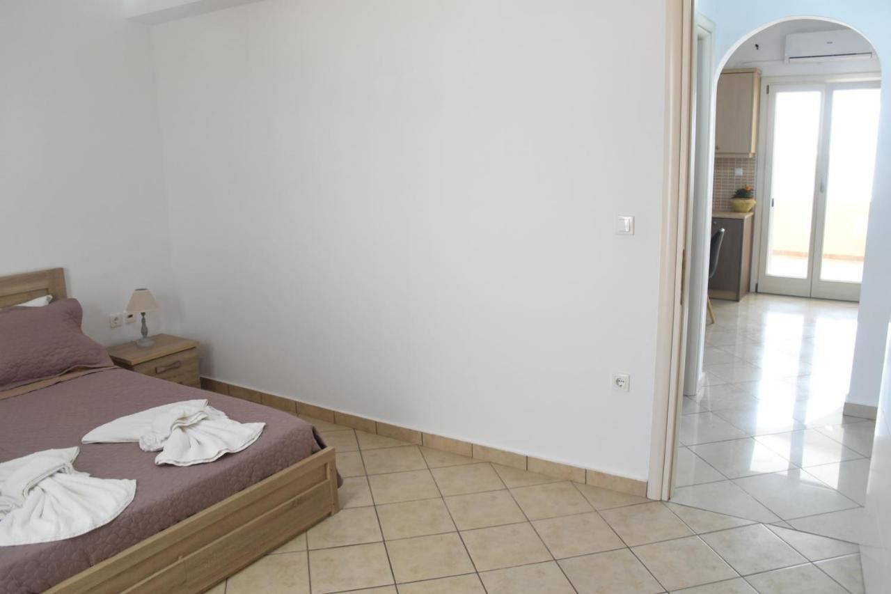 Little Yard Studios & Apartments #2 Naxos City Екстериор снимка